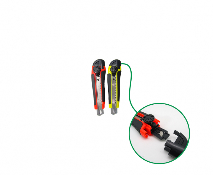 CUTTER CON BLOQUEO DE RUEDA (16.5CM)