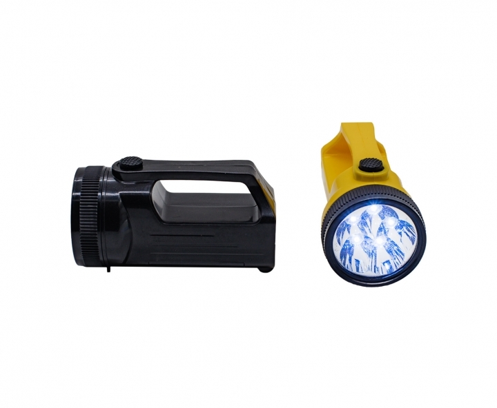 LINTERNA LED (AA X3)