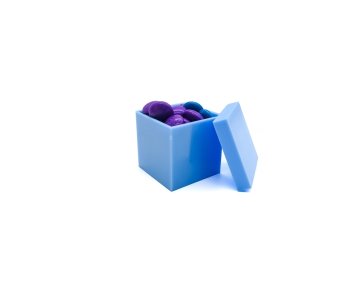 CARAMELERO PLASTICO CUBO CELESTE