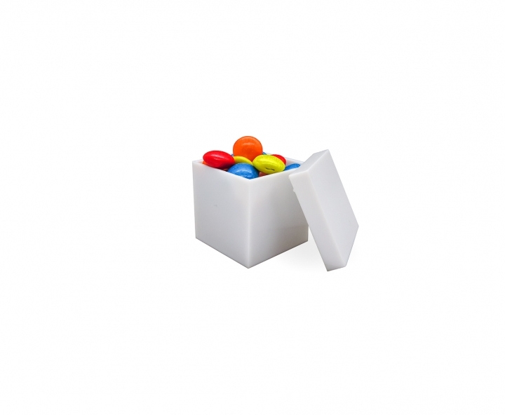 CARAMELERO PLASTICO CUBO BLANCO
