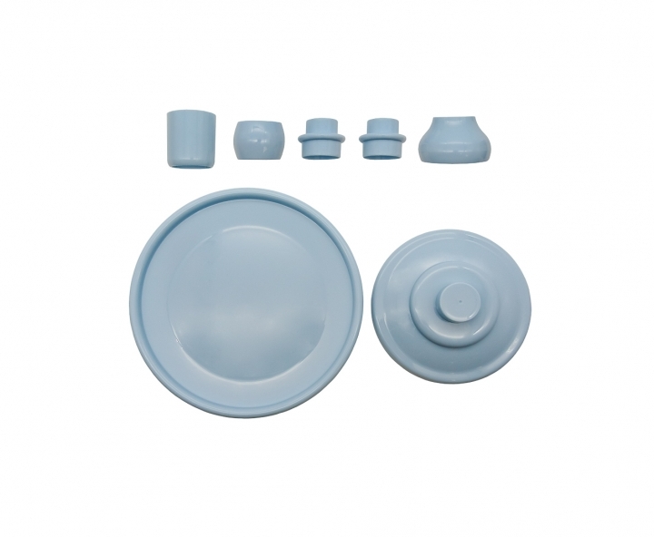 BANDEJA PLASTICA C/ BASE (23x19CM) CELESTE CLARO