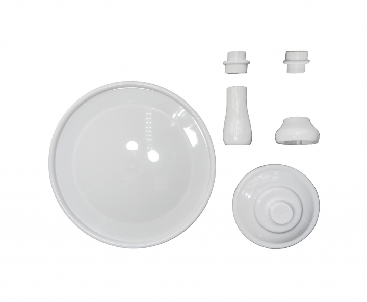 BANDEJA PLASTICA C/ BASE (30X21CM) BLANCO